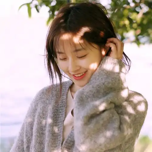 短发女生头像气质清纯唯美图片