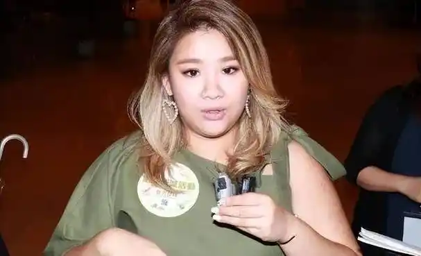 证实长女自杀,遗产归生母,令人悲痛欲绝_郑安_女儿_父亲