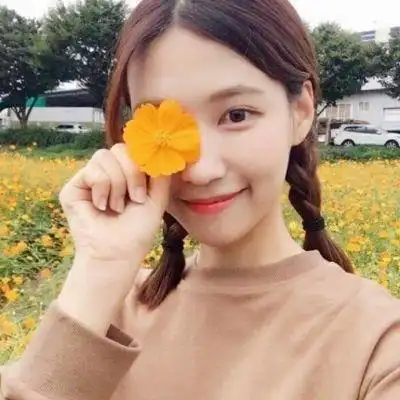 微笑头像女阳光_www.qqtu8.com