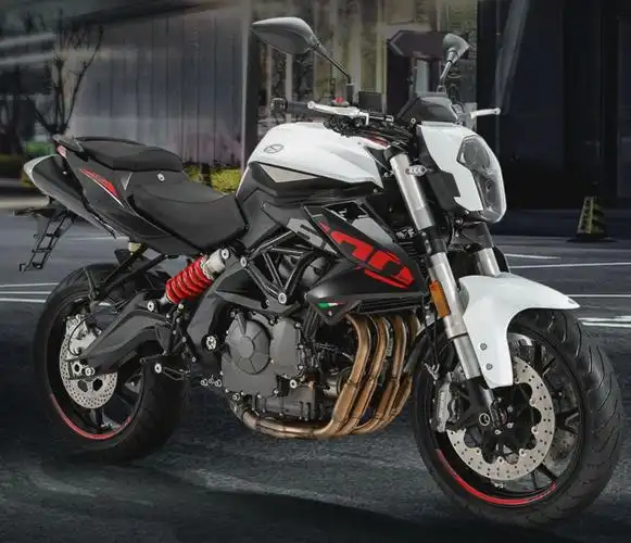 奔达唐刀和黄龙600(国产四缸摩托车奔达)_跑车网