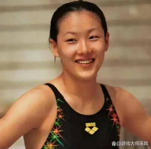 梁锦松与伏明霞:老夫少妻的背后故事 香港"财神爷"梁锦松与跳水女皇