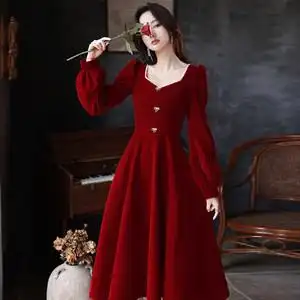 高端红色敬酒服图片