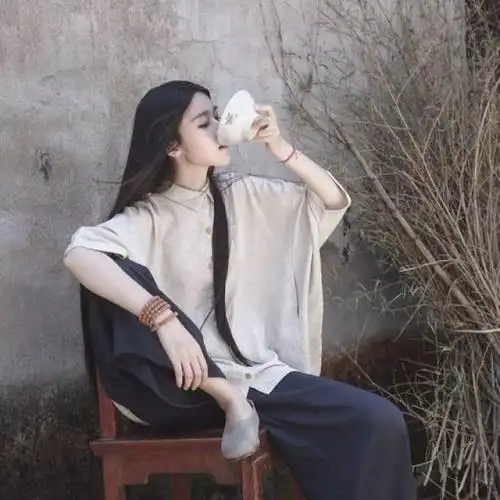 堆糖id 佳公主>自截女图/女头/头像/何琳/长发/气质/喝酒/潇洒