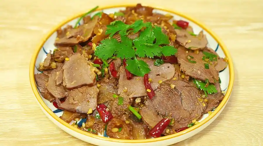 凉拌牛肉,酱牛肉家常特色做法,酱香浓郁肉不柴,3斤牛肉不够吃.