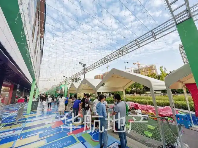 (出售) 丁兰广场超大拐角星巴克  年租金75万  震撼来袭