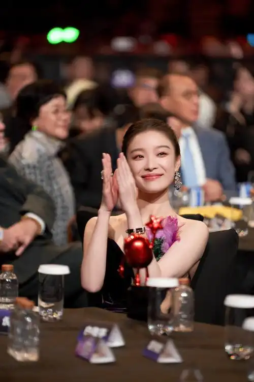 倪妮电影单元年度女主角##2023爱奇艺尖叫之夜