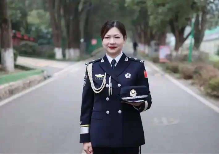 警察节特辑丨这个属于自己的节日 来听听他们的深情告