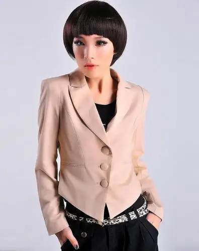 欧莱诺olomo女装专场-女款杏色三粒扣ol耸肩短款小西服