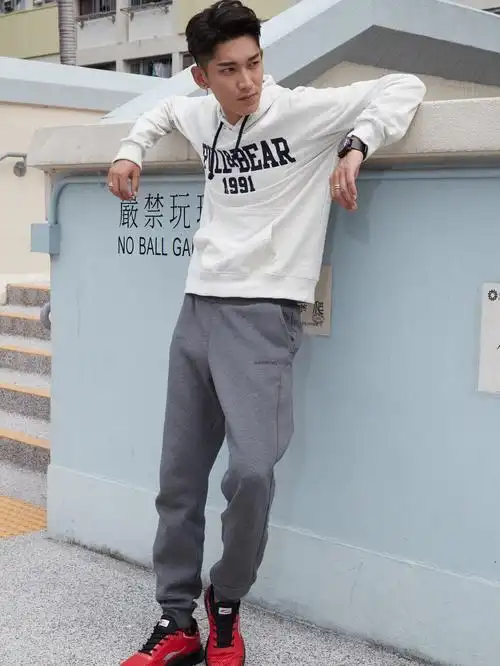 姐妹们帅哥实拍图来啦