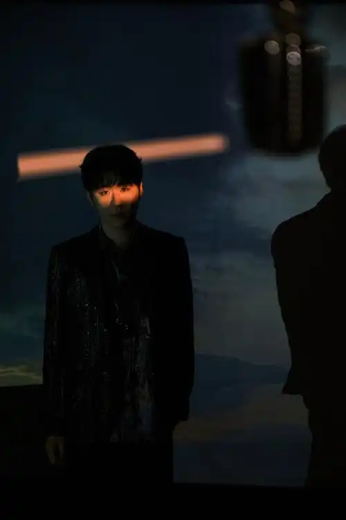 sohufashion·星鲜事##张云雷复古情绪写真##张云雷动手不动腿的唱跳