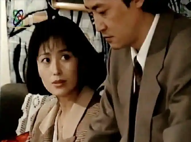 回顾90年代爆红的美女明星左翎带女儿再婚获幸福60岁越活越漂亮