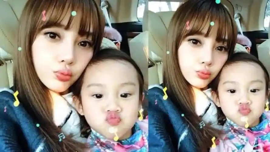 曝李小璐给甜馨改名准备离婚贾乃亮发声回应永远都在一起