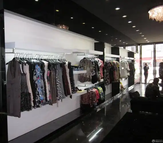 品牌女装专卖店挂衣架装修效果图片
