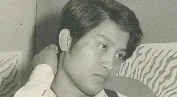 万沙浪春晚走红却成残疾遭妻儿遗弃现与爱人共度晚年