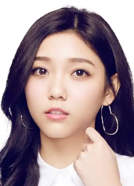 夏紫薇 ziwei xia 演员 1998-05-20 关注 代表作 同学两亿岁 影人排名