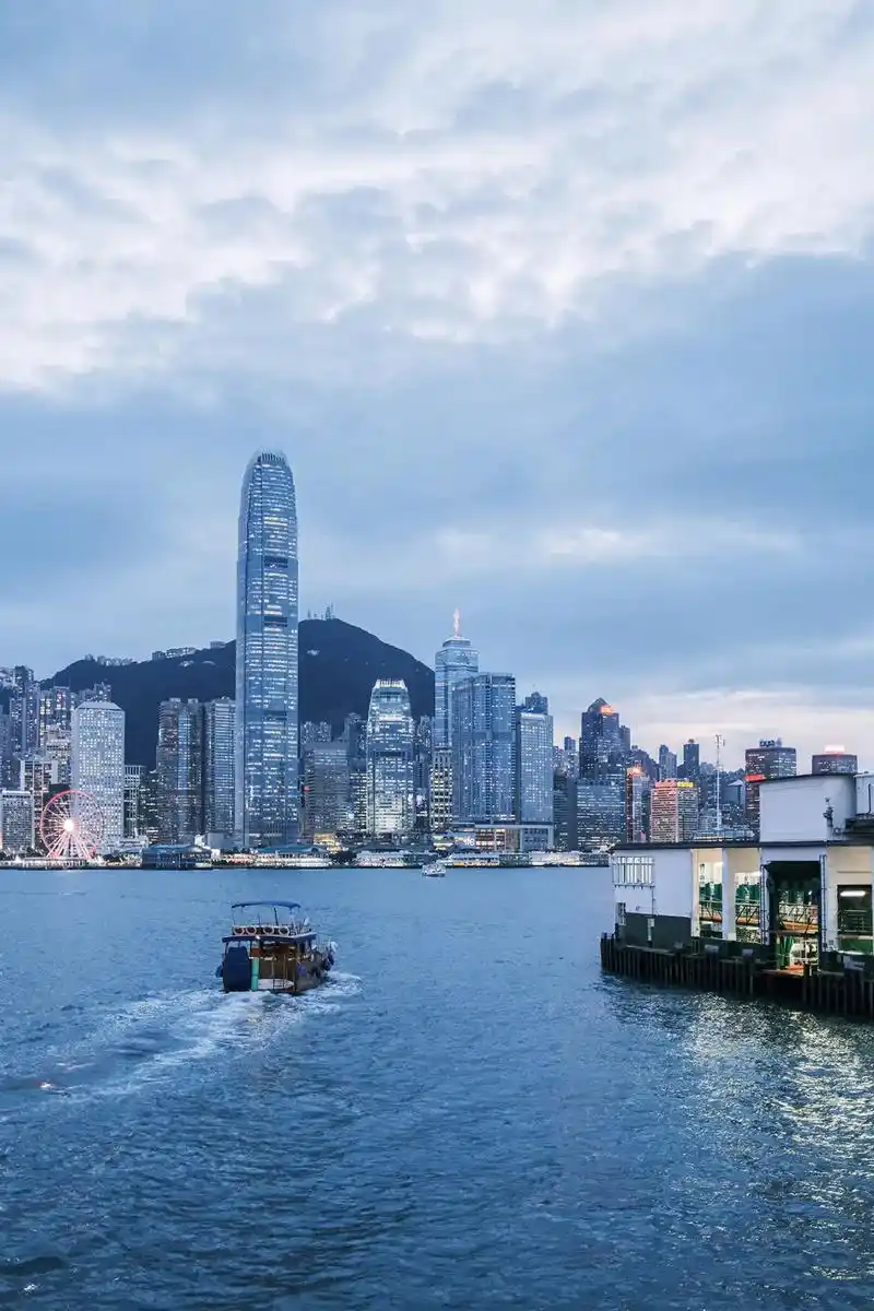 维多利亚港 #城市风景 #东方之珠香港 #摄影 #我的摄影 - 抖音