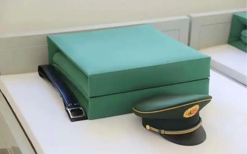 离开部队有几个月了叠的被子也变异了是我退伍也褪色了吗