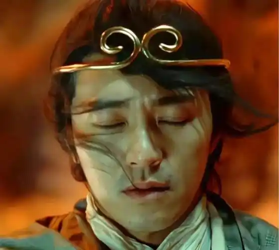 周星驰敢于讽刺,他宁愿背负骂名,选择孑然一身.