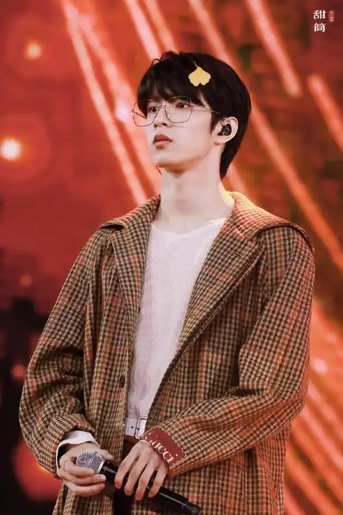 刘耀文 全能忙内##刘耀文唱跳ace