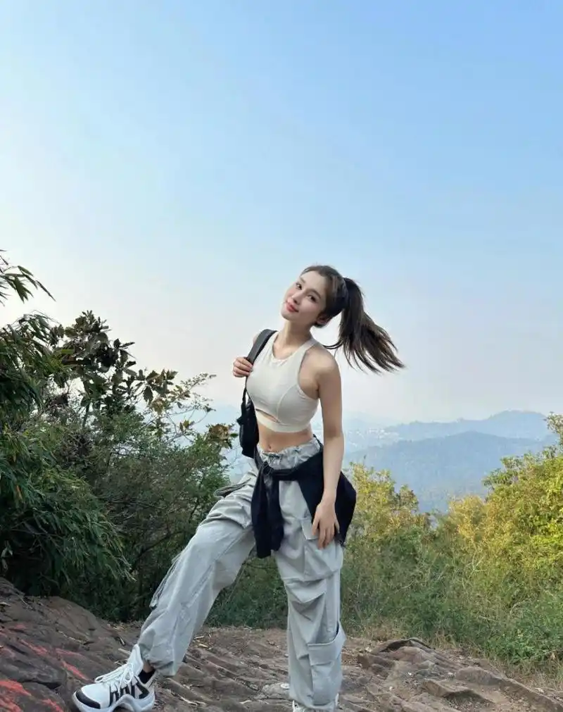 常运动型美女健康身材