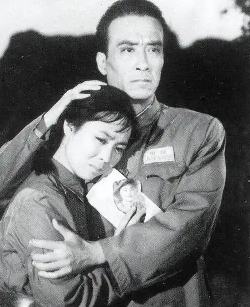 刘尚娴因饰演英雄儿女中的王芳走红患难婚姻让人羡慕