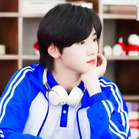 宋亚轩头像不易发现搞笑