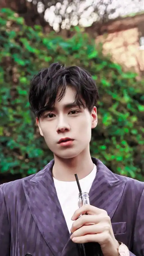 胡一天壁纸来袭7878胡一天壁纸图片可爱多彩壁纸344期明星壁纸