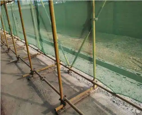 建筑施工中全钢爬架对比传统脚手架的优势有哪些