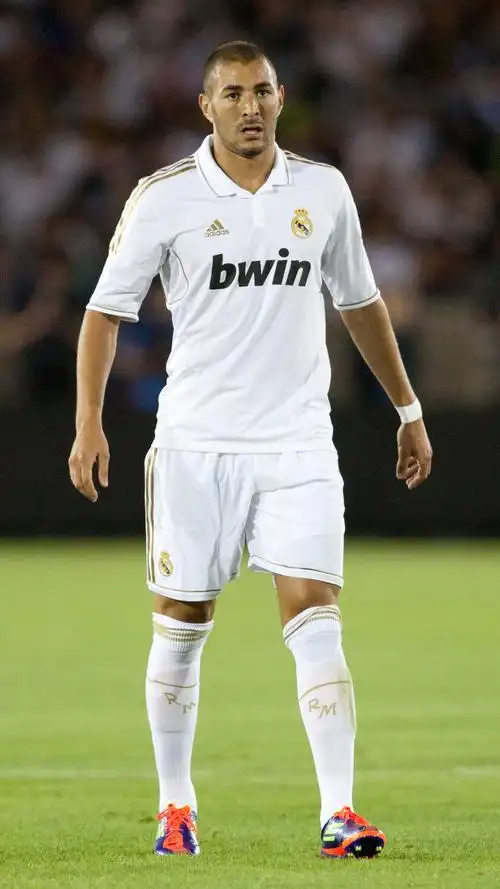 法国队本泽马壁纸