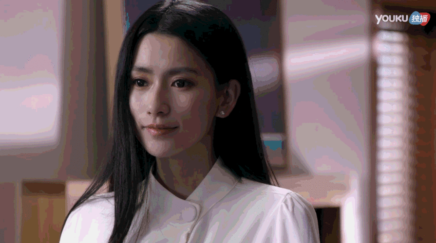 嘴撞林志玲,眼撞王心凌,脸撞angelababy,她的脸上有着半个娱乐圈!