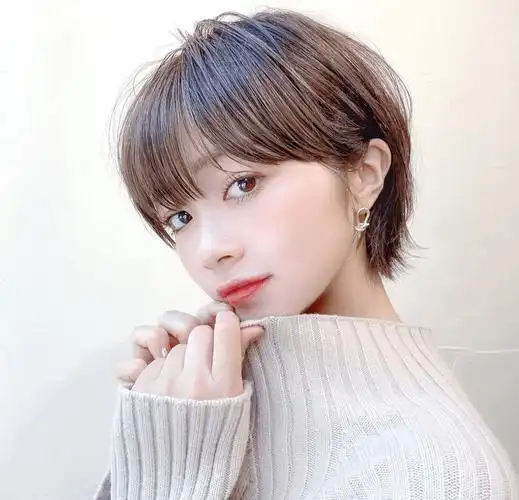 可可爱爱的露耳短发!