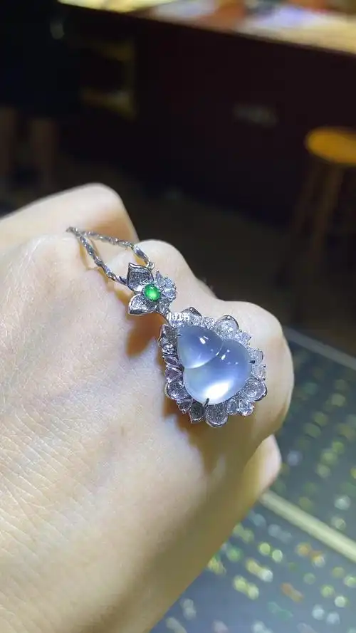 翡翠镶嵌  #款式分享  #翡翠  #高端翡翠  #翡翠蛋面