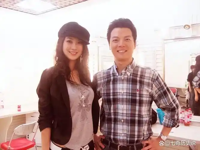 回顾任鲁豫娶身价过亿的妻子朱晶45岁再当爹父亲是自己遗憾