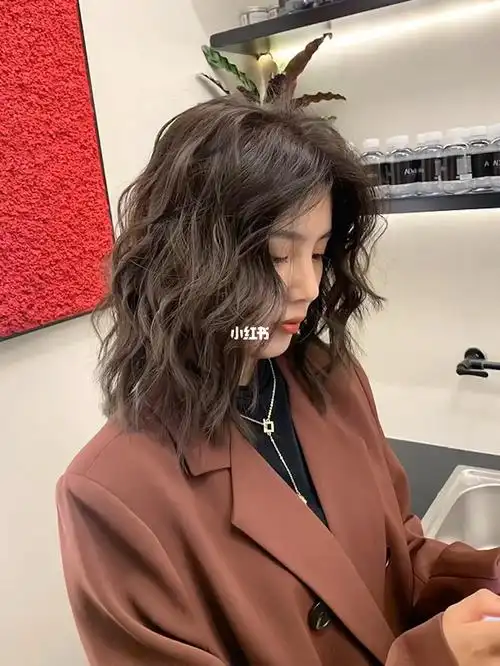 中短发烫了贼好看的法式浪漫卷发慵懒烫发