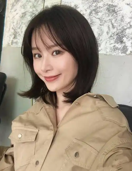 身高没到160cm的女生,尽量别剪这3种发型,老气又显矮_矮个子_显得_齐