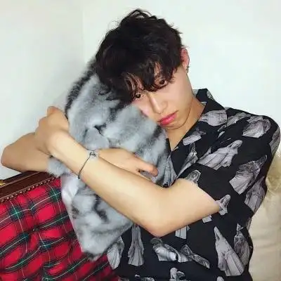 66张男潮头像ins高级质感图片_男生头像_头像屋