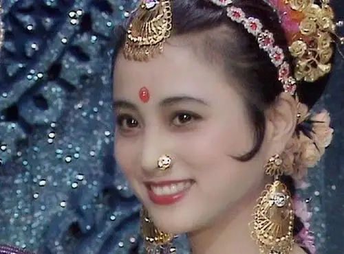 李玲玉 《西游记》 饰 玉兔精