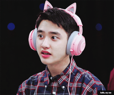 都暻秀吃东西动图