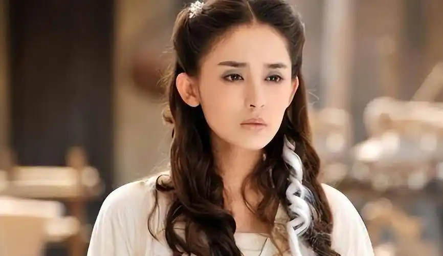 私密照和视频接连外泄,前任一个比一个渣,古力娜扎也该醒醒了_徐开