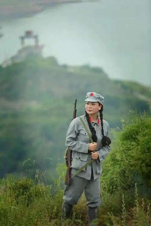 人像摄影:红军女战士