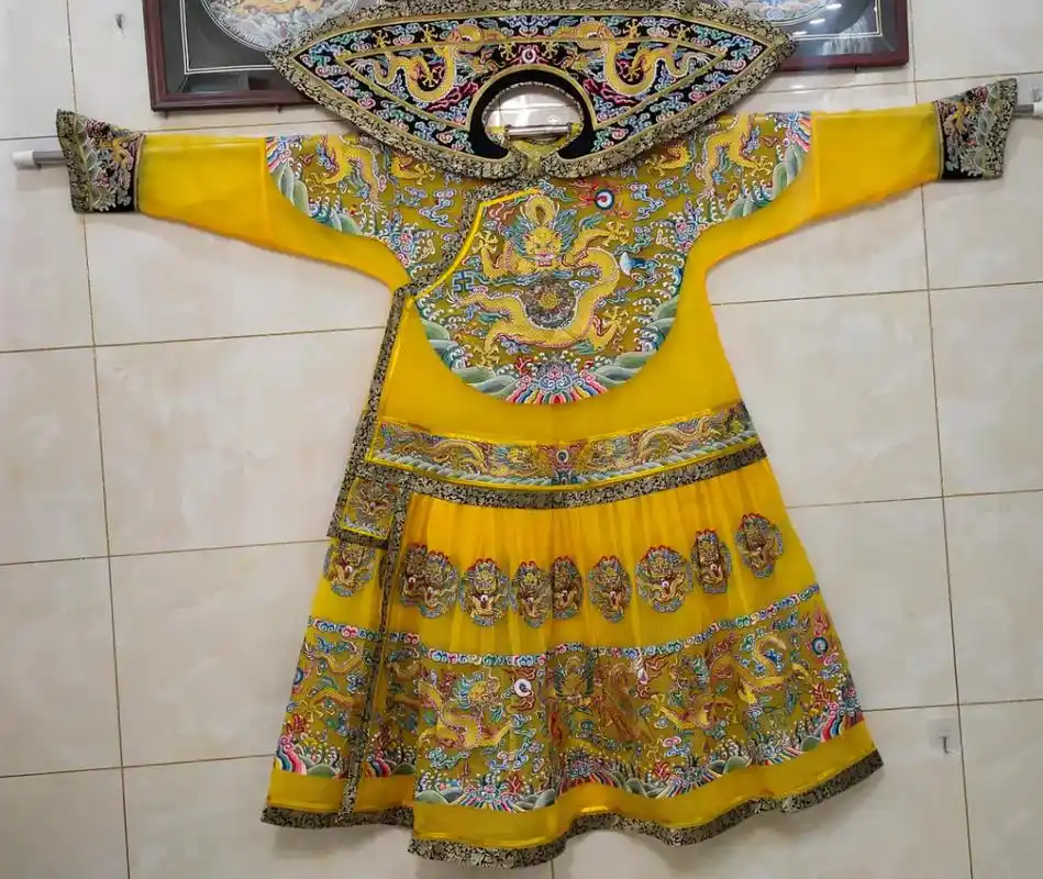 复刻明黄色纱绣金龙朝袍朝服清朝