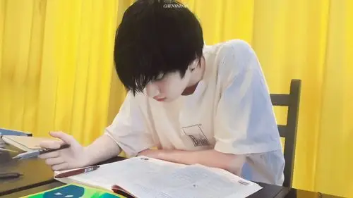 严浩翔 cr.陈诗言 - 堆糖,美图壁纸兴趣社区