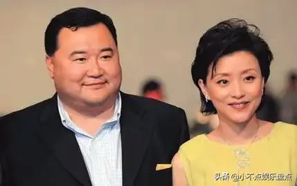 龙洋老公(央视7位女主持都嫁给了谁:有人已三婚,有人嫁豪门)