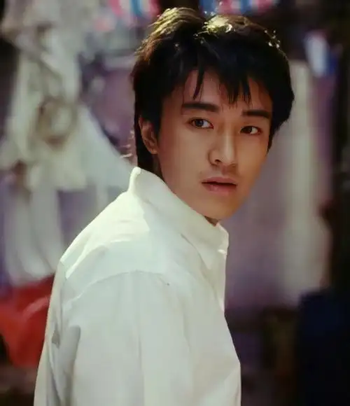 你我当年 的想法: #周星驰# 在年年心中一直都不是一位单纯… - 知乎