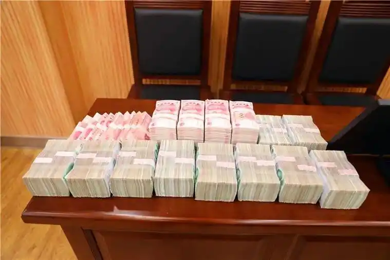 执行工作执行法官力促和解当场履行150万元现金执行款