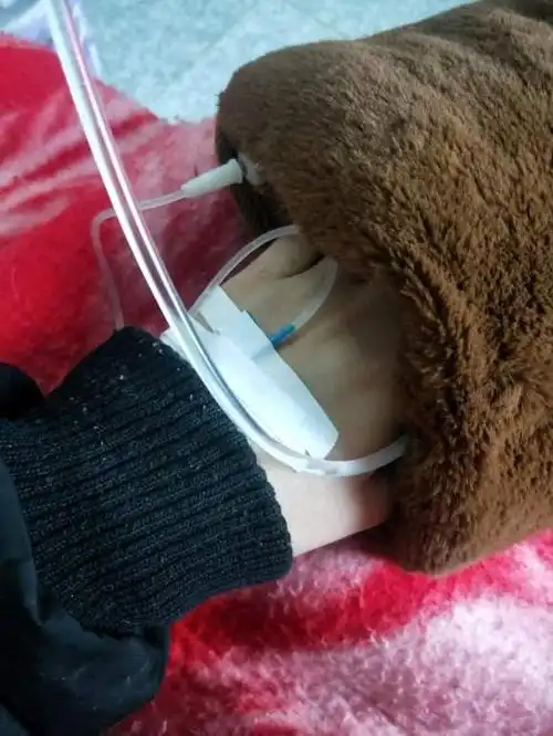 挂水照片请假专用图片下载-挂水照片真实打点滴图片分享2021无水印-游