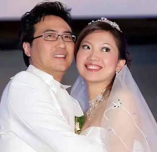 李佳薇:14岁独闯新加坡,击败巅峰王楠也拿过奥运银牌_半决赛_乒乓球