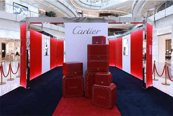 舞动光影61璀璨人生卡地亚钻石系列珠宝展开幕