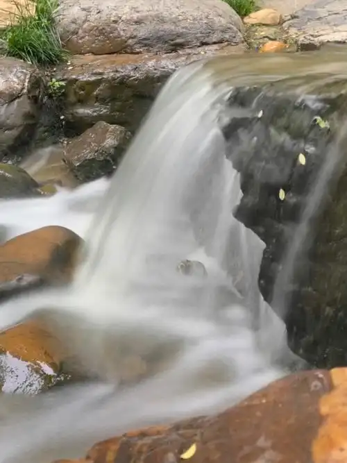 行云流水小瀑布