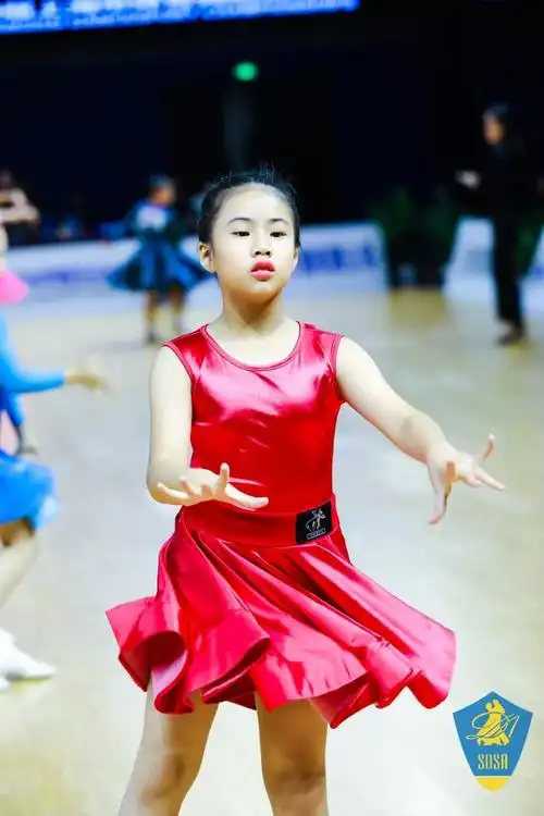 8岁以下女子单人精英组拉丁舞决赛10岁以下女子单人精英新秀组拉丁舞